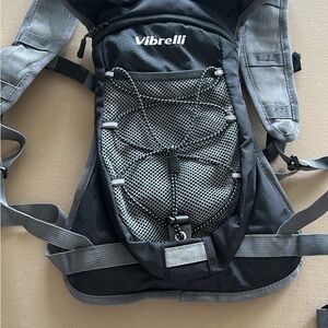 Vibrelli Hydration pack